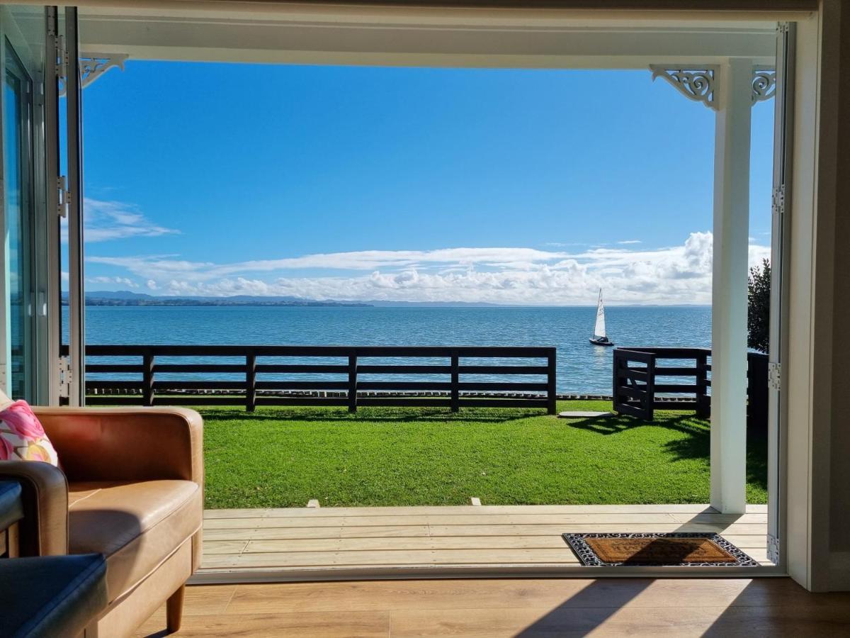 Red Rock Cottage, Beachfront Luxury Clarks Beach Exterior foto