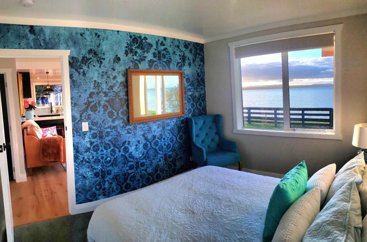Red Rock Cottage, Beachfront Luxury Clarks Beach Exterior foto